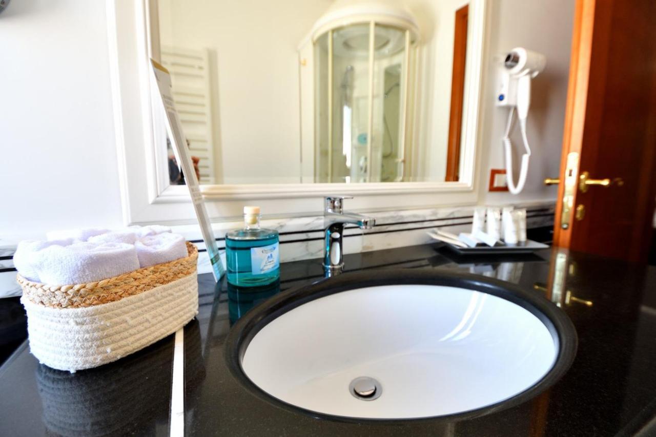 Le Cinema Bed & Breakfast Formia Eksteriør bilde